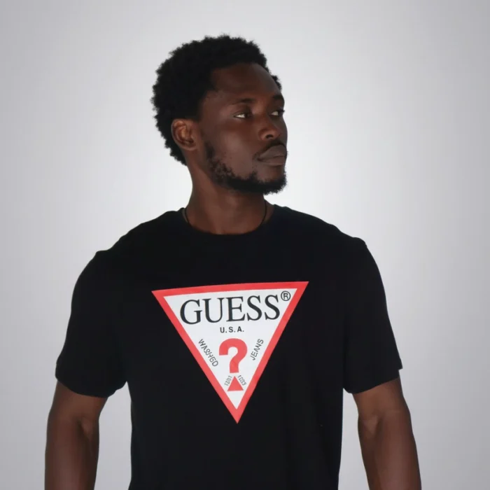 T-shirts GUESS V?